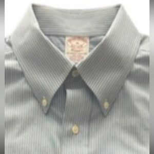 Brooks Brothers blue short sleeve men's shirt with white pin stripes siz…
